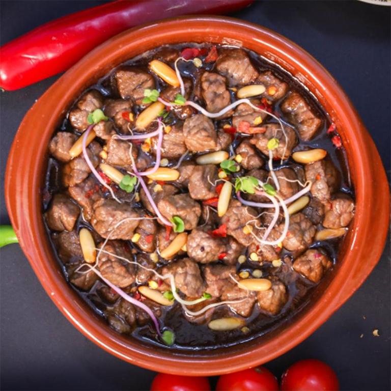 Ras Asfour with Mushroom & onion